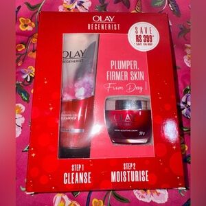 Olay Regenerist Box Set Cleanse & Moisturize, Gift Set for all skin types